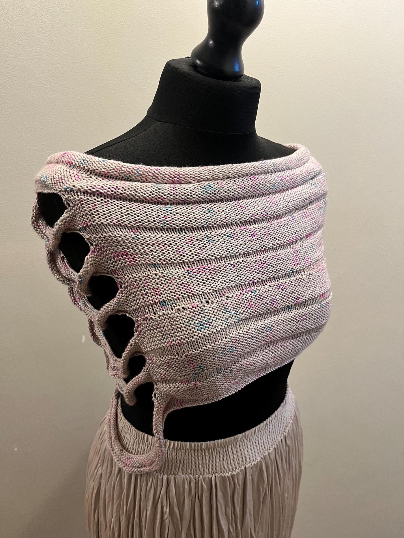 Blurred Lines Caplet Knit Pattern PDF, Beginner Shawl Hand Knit Pattern, Instant Download Cowl Pattern, Knitting Accessories